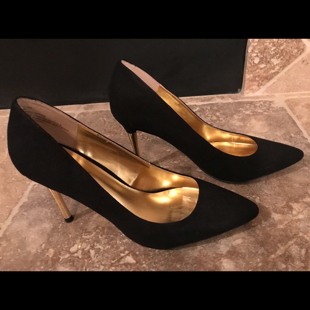 Thalia Sodi Black & Gold 4 Inch Heels